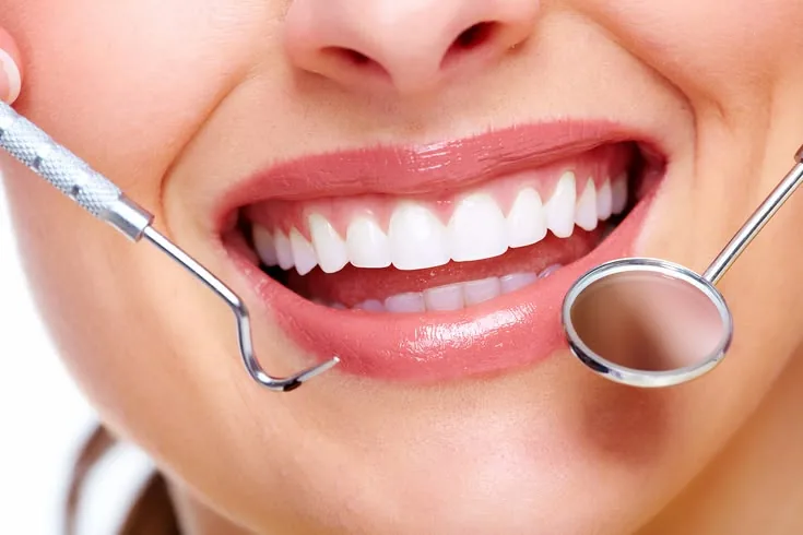 Cosmetic Dentistry treatment at DentiQ